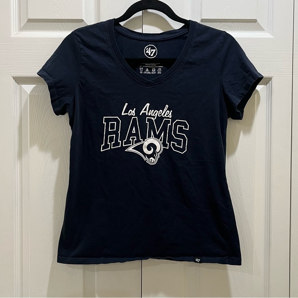 5 for $25! 47 Los Angeles Rams Football Navy T-shirt Medium